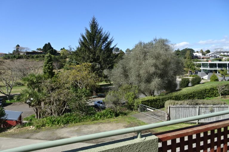 Photo of property in 38c Sutherland Road, Brookfield, Tauranga, 3110