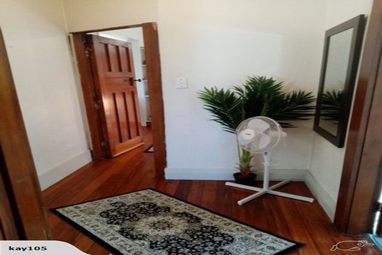 Photo of property in 112 Evans Street, Waimataitai, Timaru, 7910