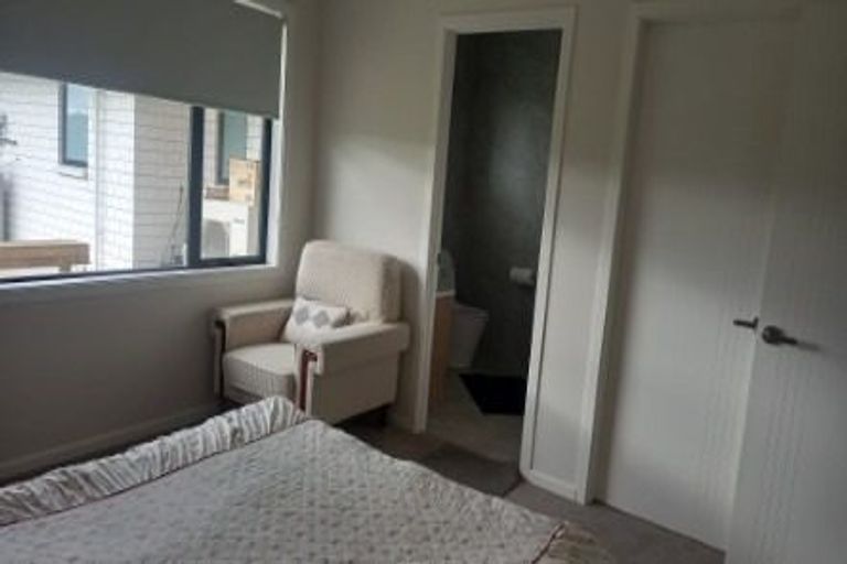 Photo of property in 18 Crickett Lane, Pokeno, 2471