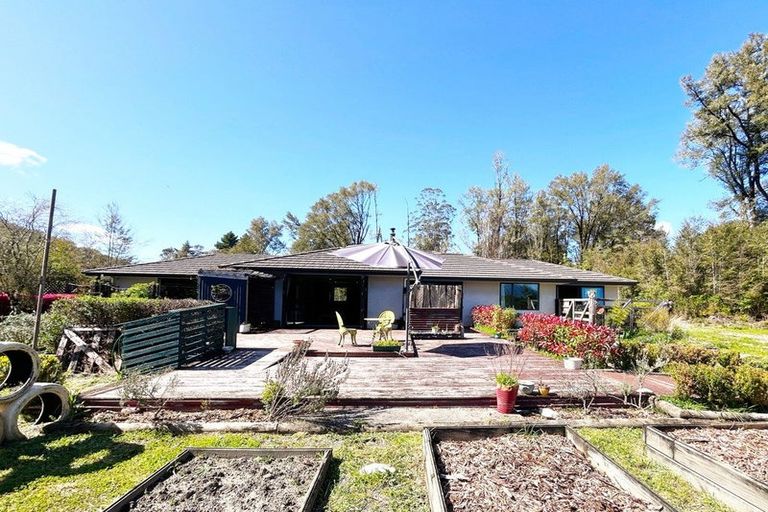 Photo of property in 562 Nelson Creek Road, Nelson Creek, Dobson, 7872