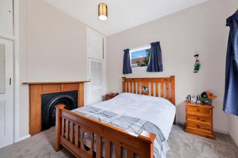 Photo of property in 19a Somerfield Street, Somerfield, Christchurch, 8024