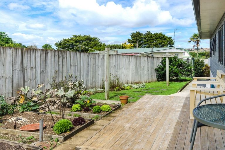 Photo of property in 28a Saint Johns Avenue, Tuakau, 2121