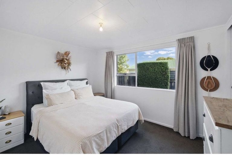 Photo of property in 50 Vanguard Drive, Broomfield, Christchurch, 8042