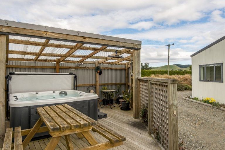 Photo of property in 58 Bluff Road, Sheffield, 7580