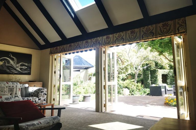 Photo of property in 457a College Street, Hokowhitu, Palmerston North, 4410