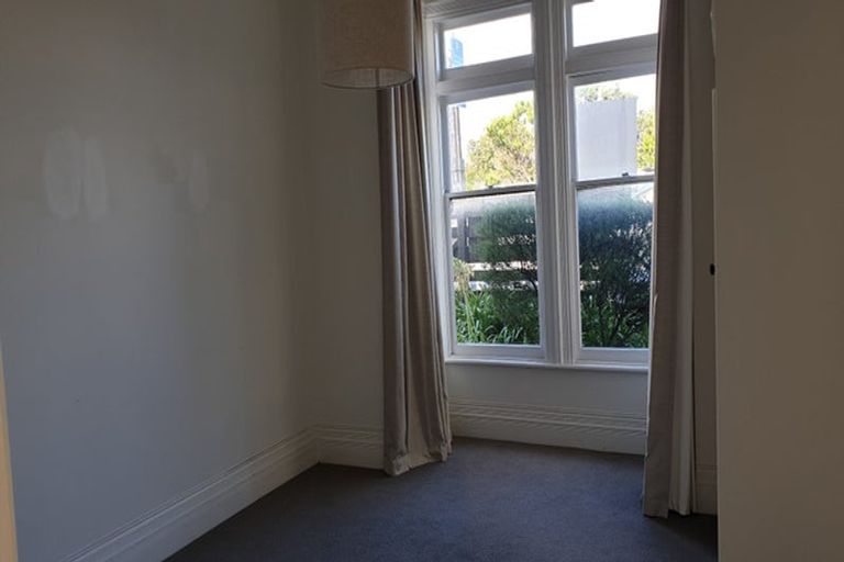 Photo of property in 76 Tinakori Road, Thorndon, Wellington, 6011