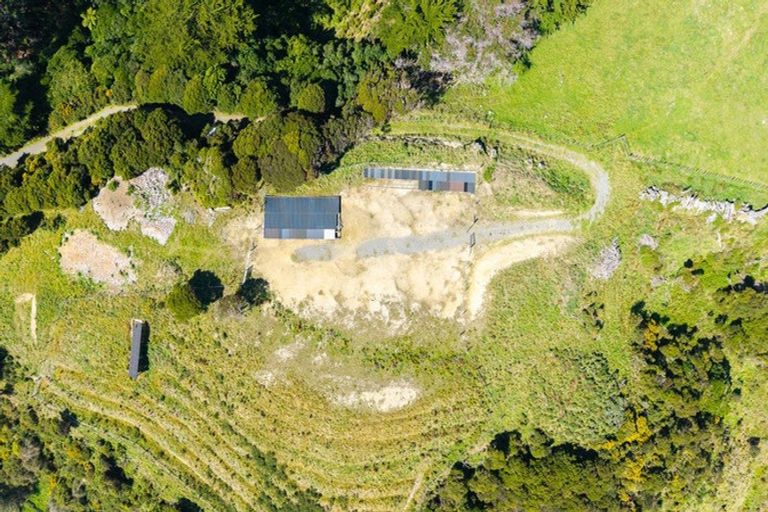 Photo of property in 474 Omokoroa Road, Makara, Wellington, 6972