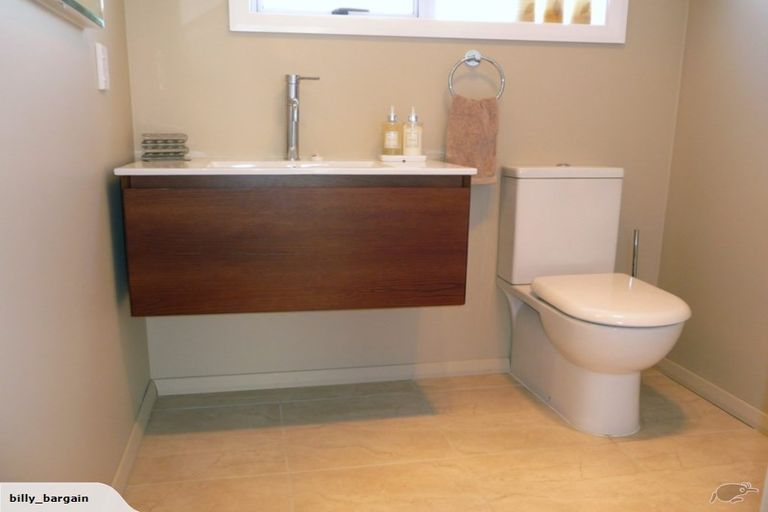 Photo of property in 12 Pitt Street, Maitai, Nelson, 7010