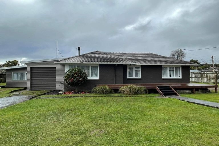 Photo of property in 1 Firth Place, Hillcrest, Rotorua, 3015