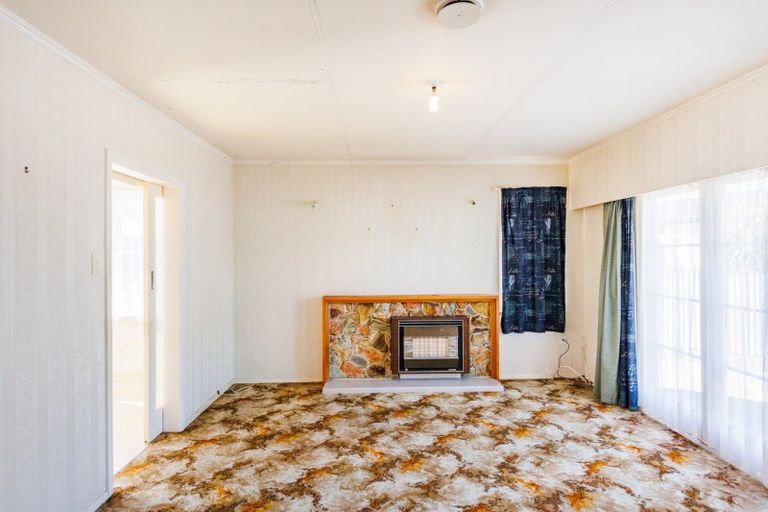 Photo of property in 11 Moray Place, Highbury, Palmerston North, 4412