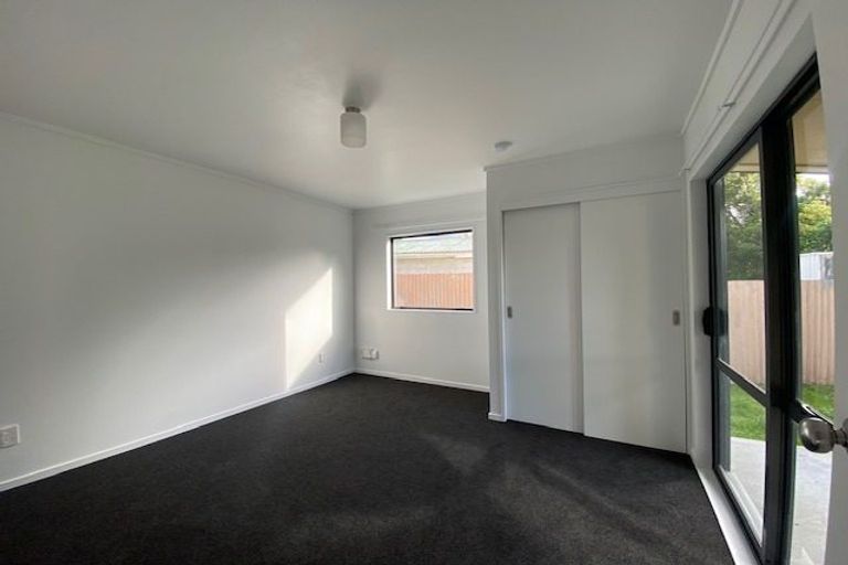 Photo of property in 1216a Norfolk Crescent, Mayfair, Hastings, 4122