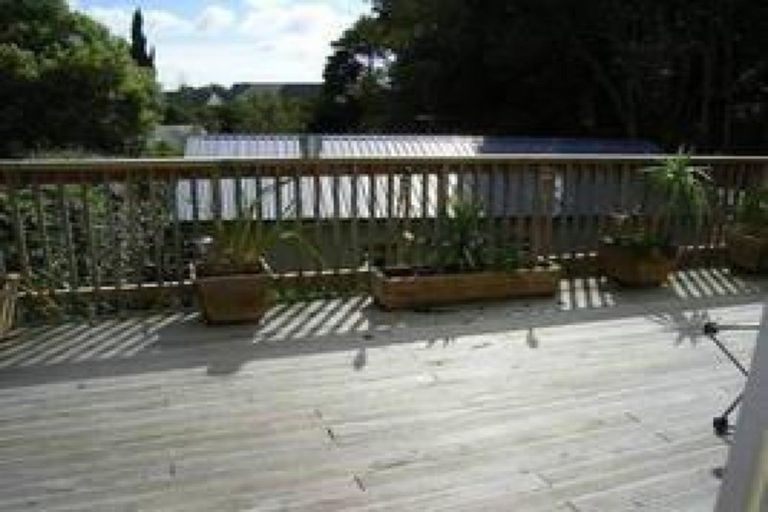 Photo of property in 122 Sandspit Road, Shelly Park, Auckland, 2014