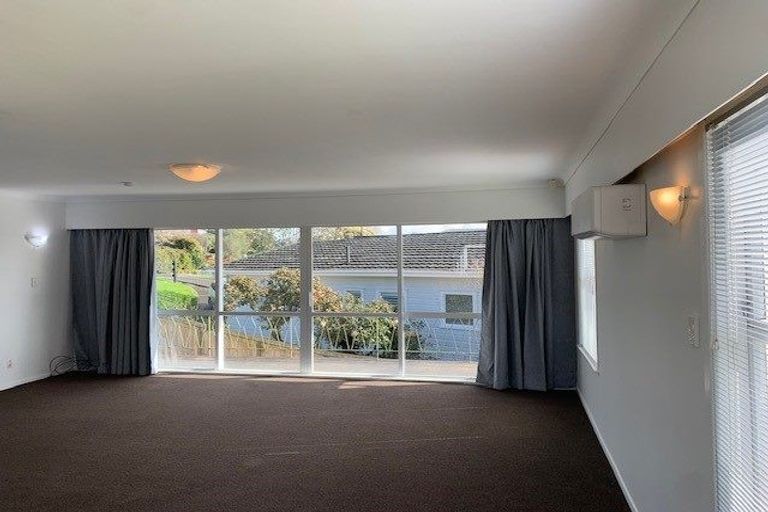 Photo of property in 3 Alton Avenue, Hillcrest, Auckland, 0627
