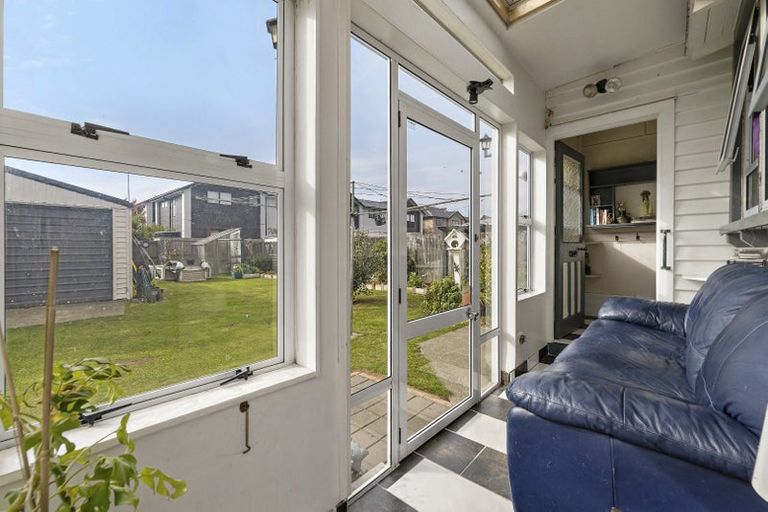 Photo of property in 16 Whiteleigh Avenue, Addington, Christchurch, 8024