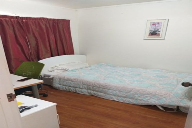 Photo of property in 217a Parkhurst Road, Parakai, 0830