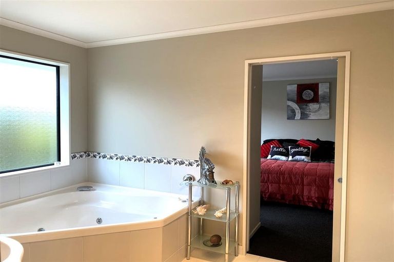 Photo of property in 23 Ridgeway Drive, Greymouth, 7805