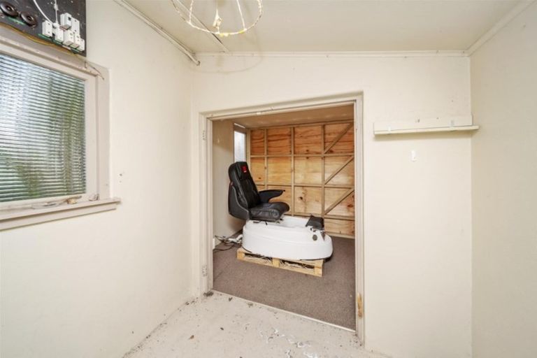 Photo of property in 14 Barclay Road, Okaiawa, Hawera, 4671