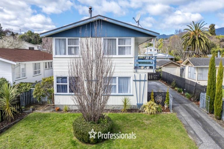 Photo of property in 26 Shanly Street, Brown Owl, Upper Hutt, 5018