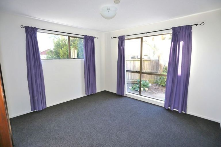 Photo of property in 22 Geraldo Place, Russley, Christchurch, 8042