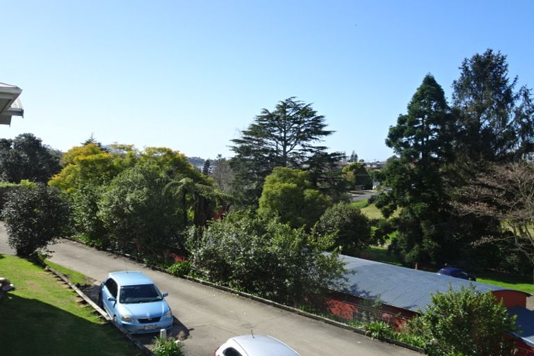 Photo of property in 38c Sutherland Road, Brookfield, Tauranga, 3110