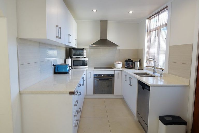 Photo of property in 1/137 Abbotts Way, Remuera, Auckland, 1050