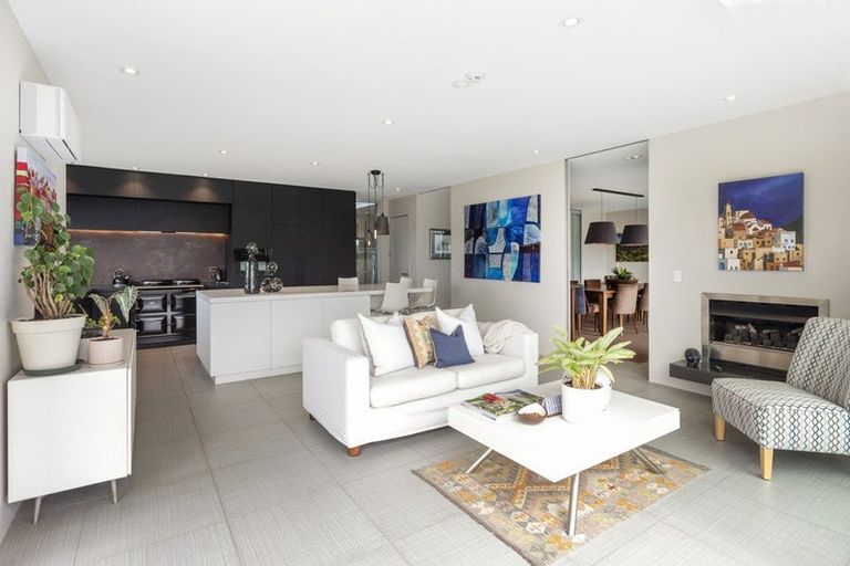 Photo of property in 50 Longhurst Terrace, Cashmere, Christchurch, 8022