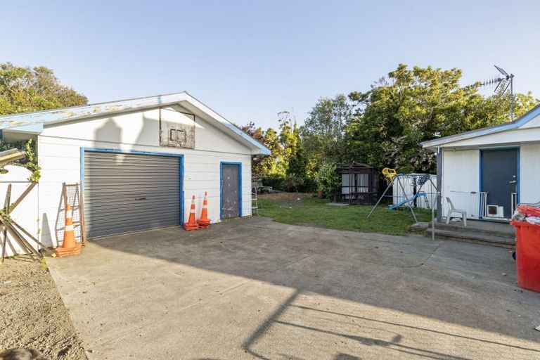 Photo of property in 22 Waitere Street, Marton, 4710