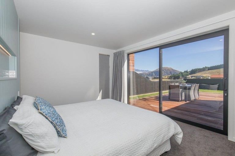 Photo of property in 69 Farrant Drive, Wanaka, 9305