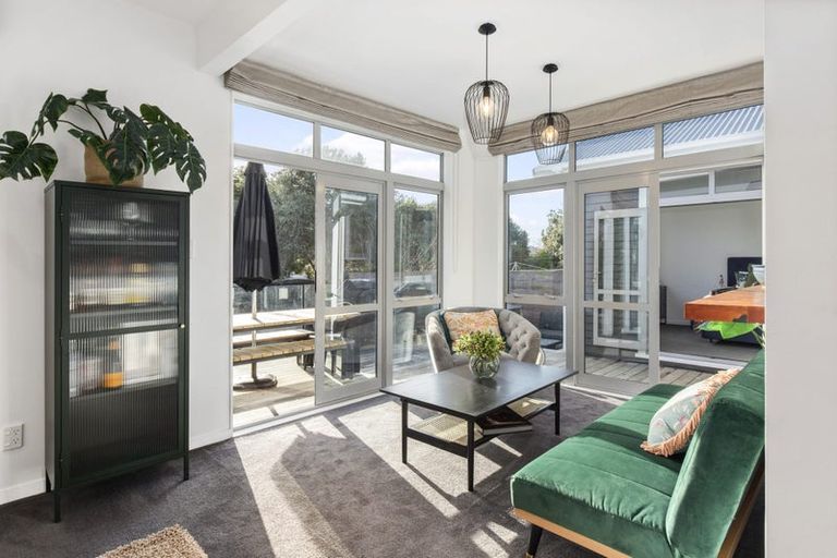 Photo of property in 5 Torridon Road, Miramar, Wellington, 6022