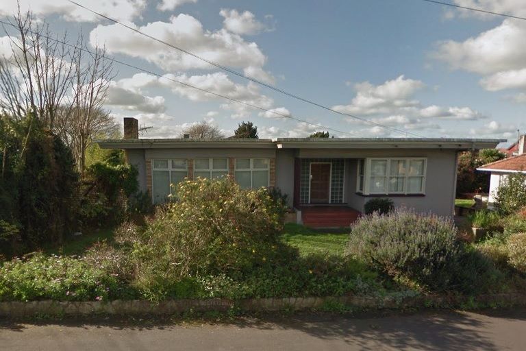 Photo of property in 181 Cambridge Road, Hillcrest, Hamilton, 3216