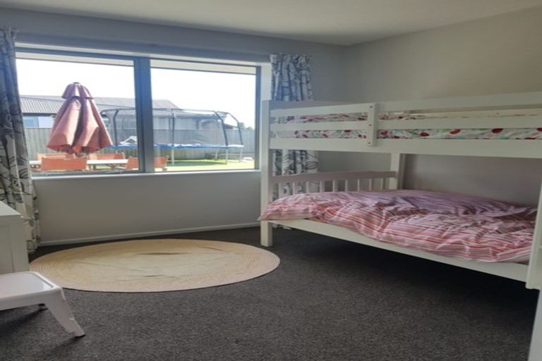 Photo of property in 24 Navy Loop, Rolleston, 7614