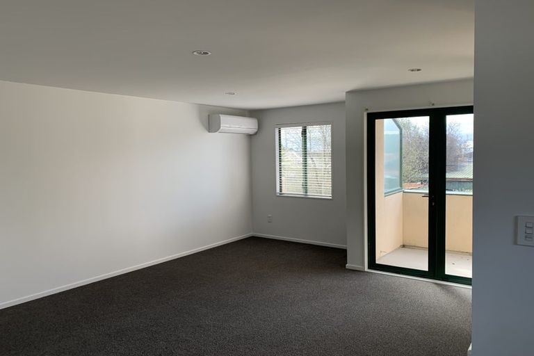 Photo of property in 68d Thackeray Place, Waltham, Christchurch, 8023