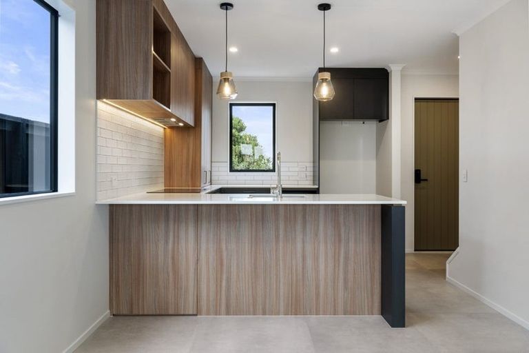 Photo of property in 34 Waka Moana Drive, Hobsonville, Auckland, 0616