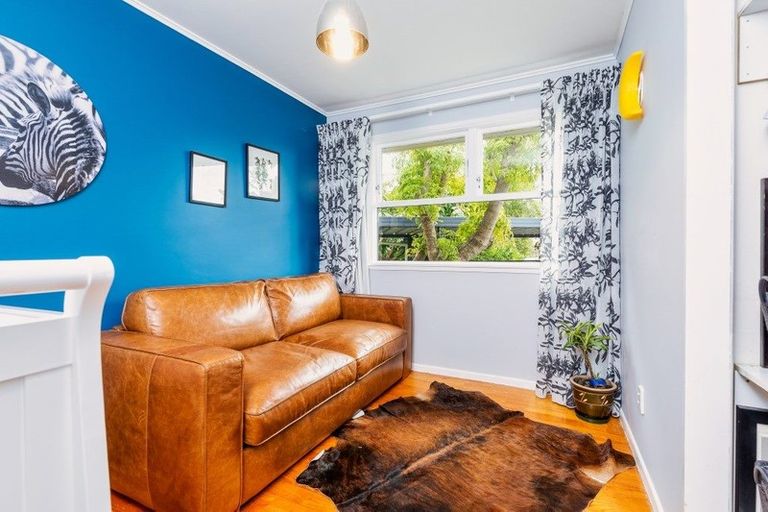 Photo of property in 1/28 Kea Place, Mangere Bridge, Auckland, 2022