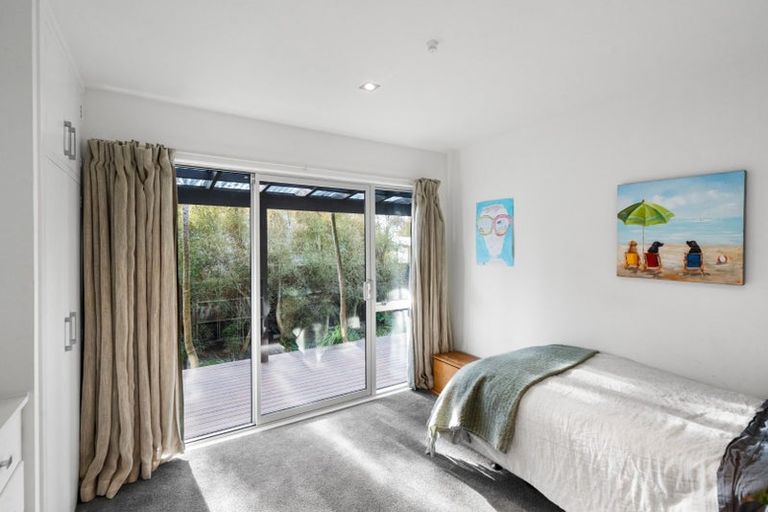 Photo of property in 9 Assisi Street, Mount Pleasant, Christchurch, 8081