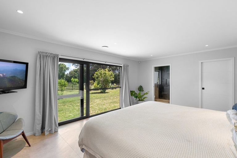 Photo of property in 324 Kimberley Road, Levin, 5571
