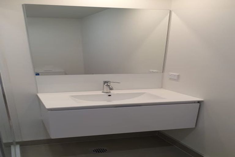 Photo of property in 38 Clay Works Lane, New Lynn, 0600