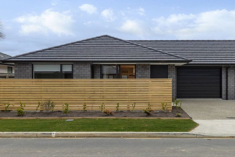 Photo of property in 5 Catherine Lane, Levin, 5510