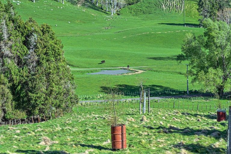 Photo of property in 922 Okaihau Road, Maraetotara, Havelock North, 4294