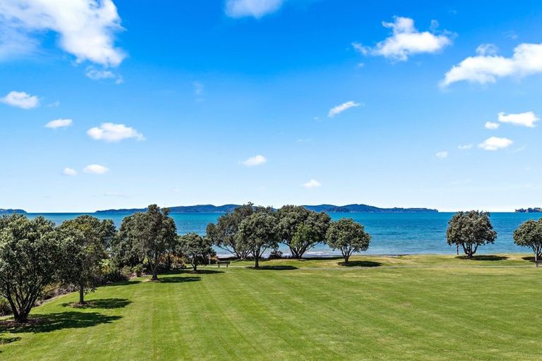 Photo of property in 20 Kahurangi Place, Snells Beach, 0920