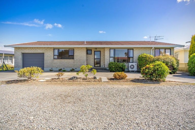 Photo of property in 10 Grange Street, Winton, 9720