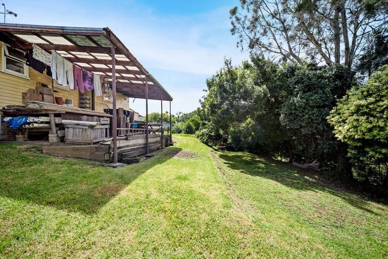 Photo of property in 15 Antrim Crescent, Otara, Auckland, 2023