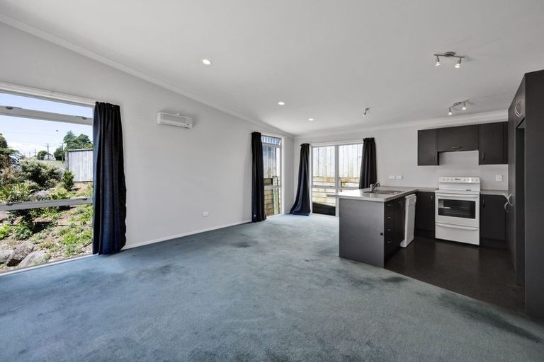 Photo of property in 34/2 Hori Street, Vogeltown, New Plymouth, 4310