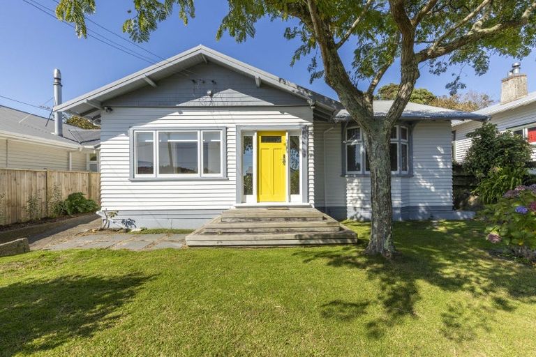 Photo of property in 47 Gaine Street, New Plymouth, 4310
