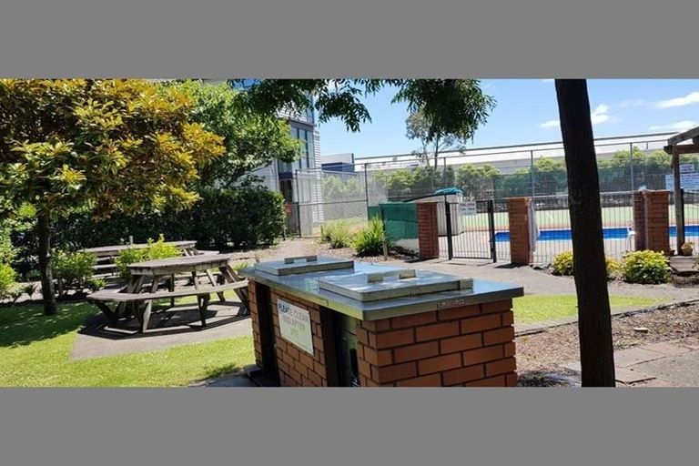 Photo of property in 10d Crown Lynn Place, New Lynn, Auckland, 0600