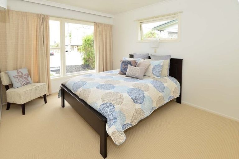 Photo of property in 103 Sunrise Avenue, Murrays Bay, Auckland, 0630