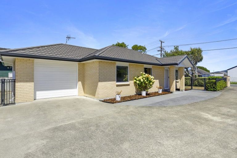 Photo of property in 27 Fraser Crescent, Elderslea, Upper Hutt, 5018