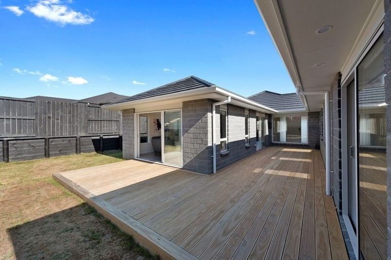 Photo of property in 77 Cumberland Drive, Flagstaff, Hamilton, 3210