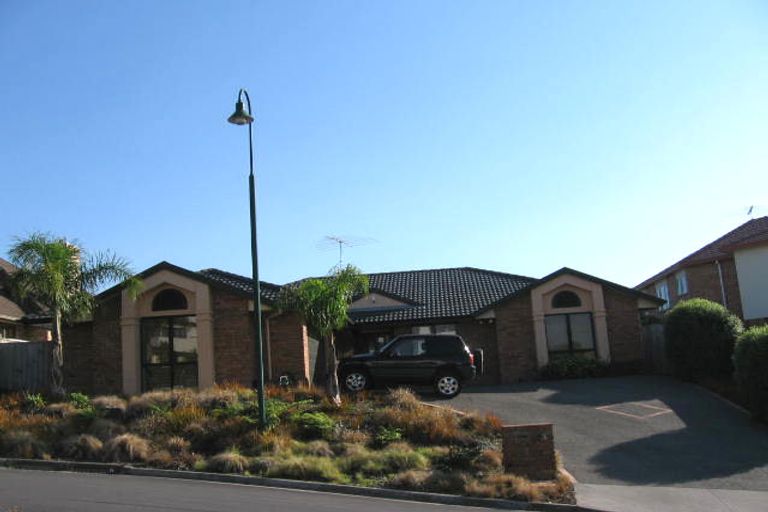 Photo of property in 24 St Clair Place, Browns Bay, Auckland, 0630