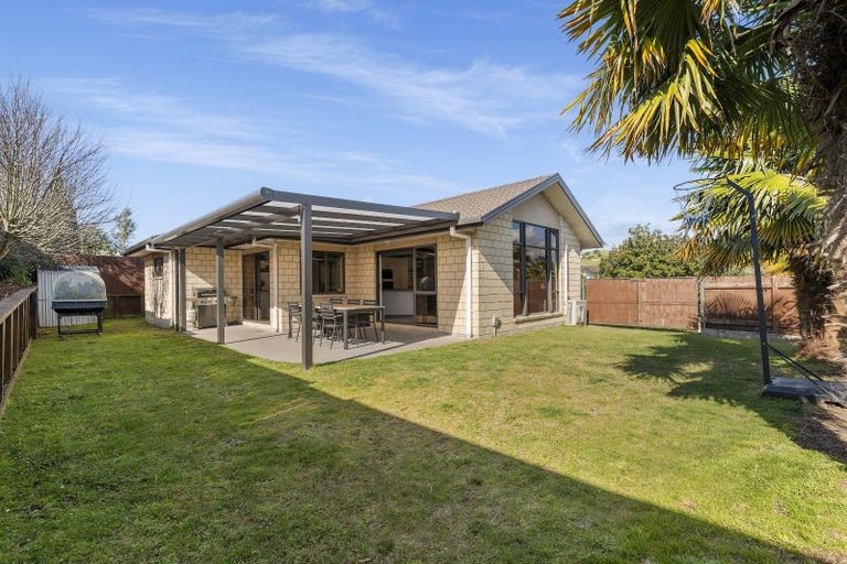 Photo of property in 18 Rosella Drive, Welcome Bay, Tauranga, 3112